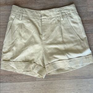 Vince Pleated Mid-rise Cream Women's linen blend Shorts size 0